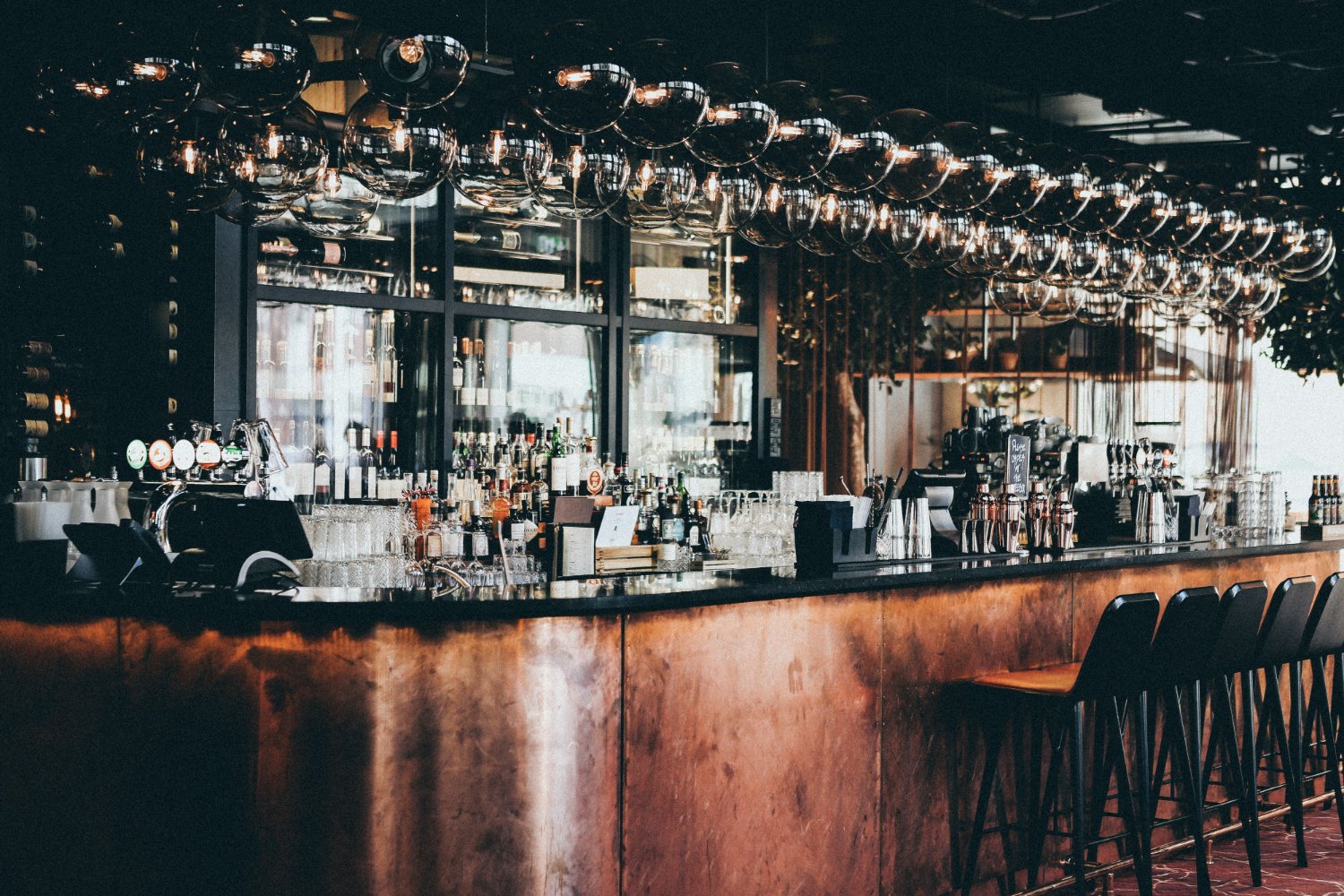 financial modelling tool for bars and pubs