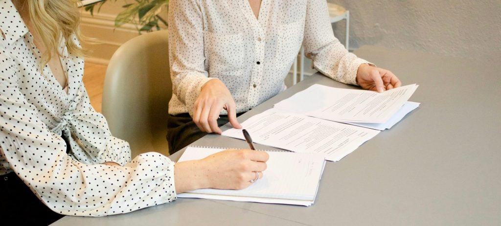 Do financial plans and financial models share any similarities