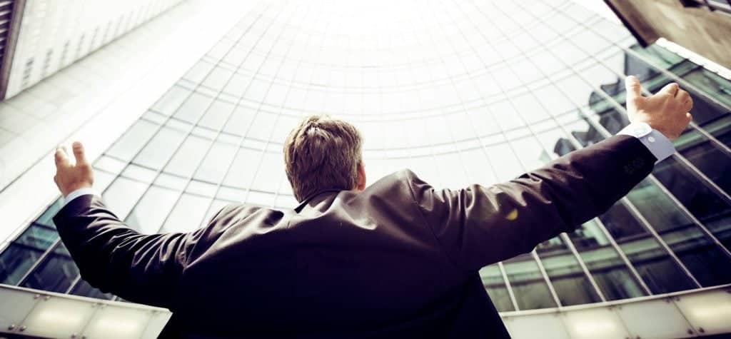 What are the benefits of management reporting