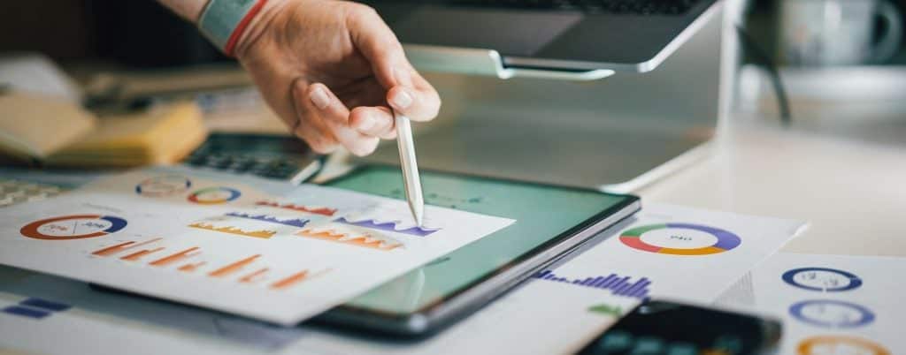 What are the types of rolling budgets